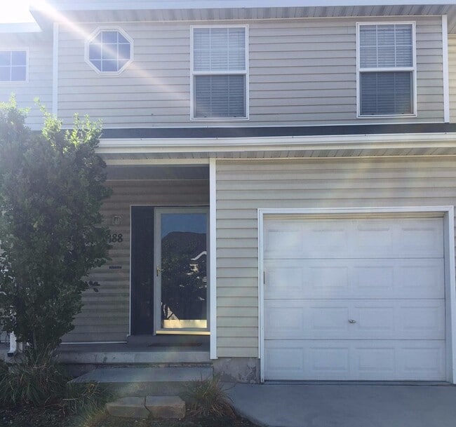 Photo - 188 Daisyfield Dr Townhome
