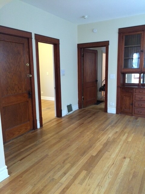 Foto del edificio - 2311 N Avers Ave