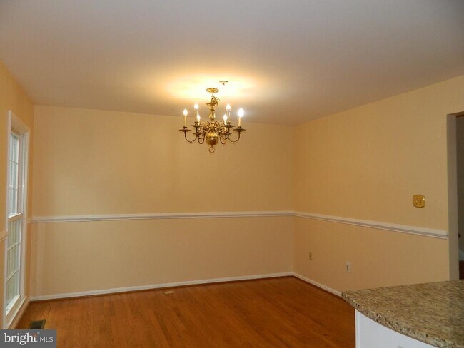 Building Photo - 18520 Cherry Laurel Ln