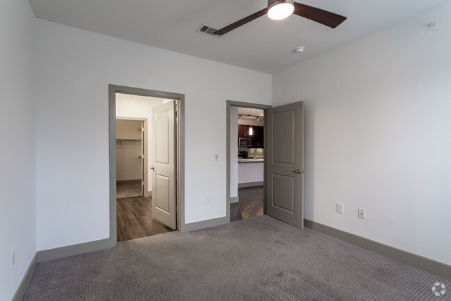 2BR,2BA - 1103SF - THE VILLA - BEDROOM - The Callie