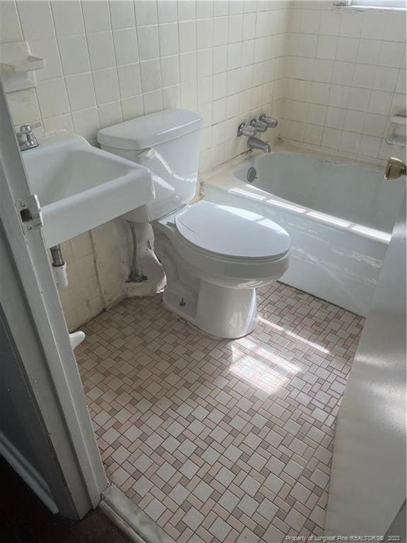 Building Photo - 4203 S Dowfield Dr