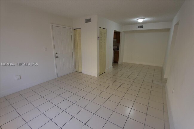 Building Photo - 650 NW 114th Ave