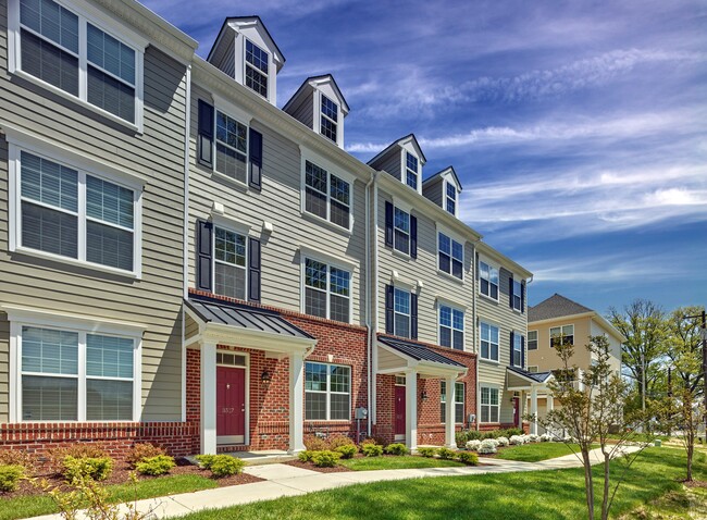 Foto del edificio - Darley Green Townhomes