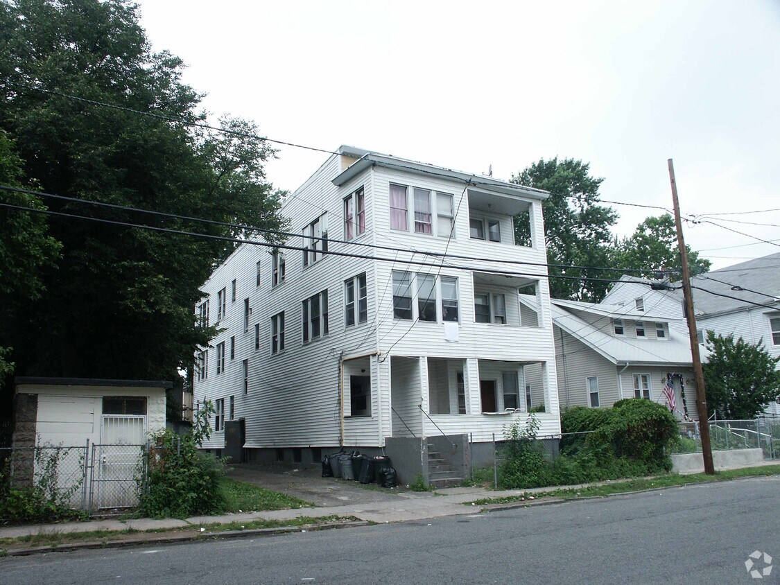 518522 E 24th St, Paterson, NJ 07514 Apartments in Paterson, NJ
