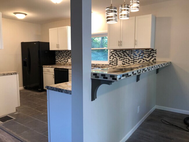 Foto del edificio - 422 S Talley Ave