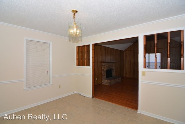 Building Photo - 2836 Butler Manor Dr