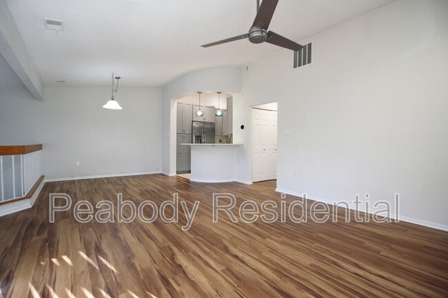 Foto del edificio - 1956 Villaridge Dr