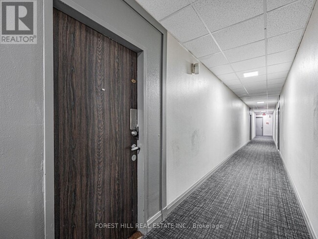 Building Photo - 377 Ridelle Ave