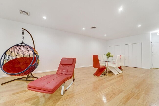 Living and Dining - 75 Liberty Ave