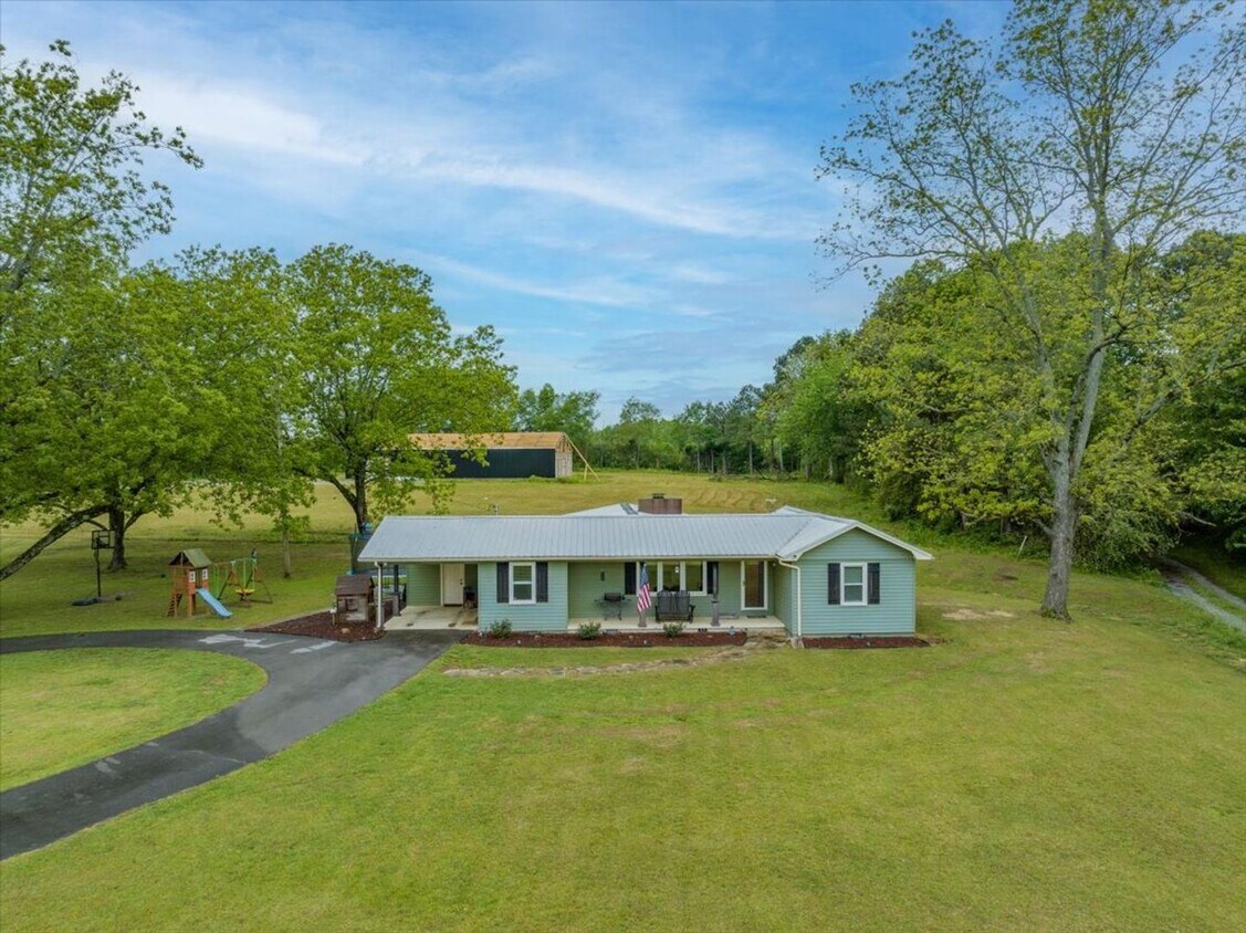 Primary Photo - 3 br, 2 bath House - 181 County Road 1229
