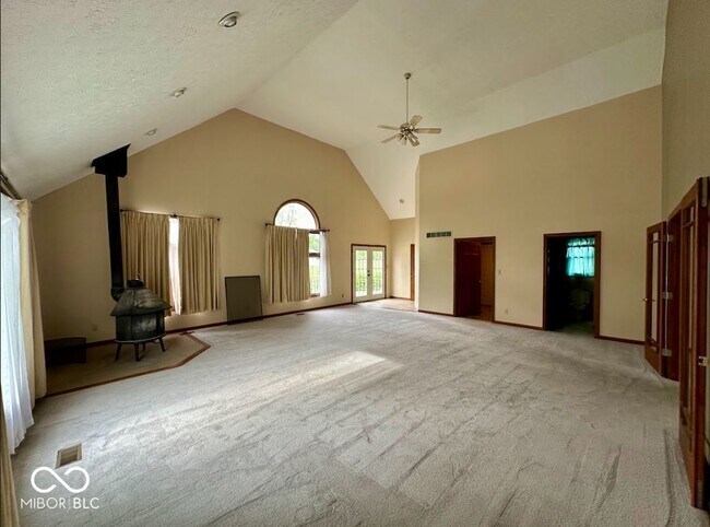 Foto del edificio - 2908 County Rd 1000 S