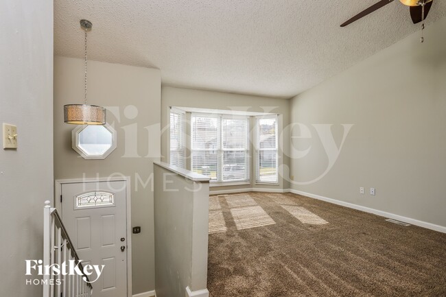 Building Photo - 3201 Lupine Dr