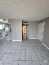 Building Photo - 33 Gold Bar Ct