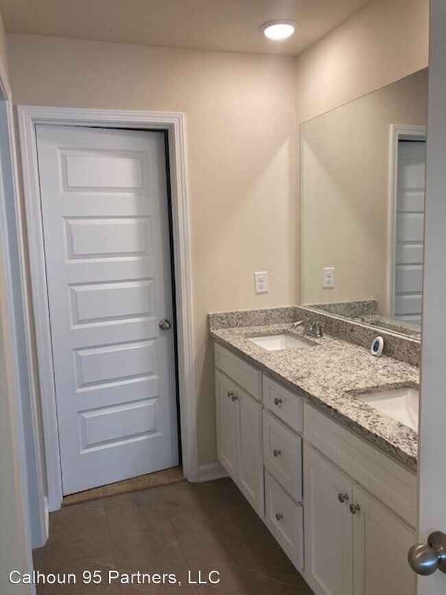 Foto del edificio - 4 br, 2.5 bath House - 116 Vickery Lane