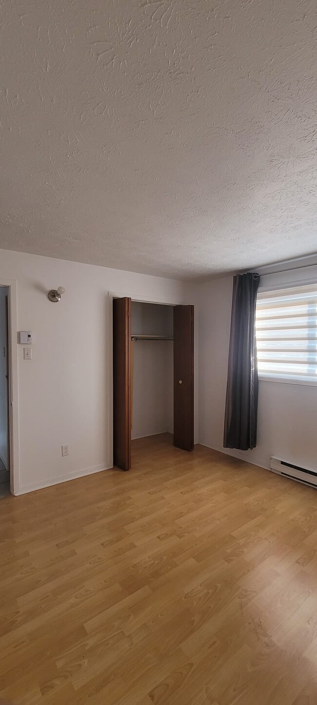 Building Photo - 109 Rue Bourgeois