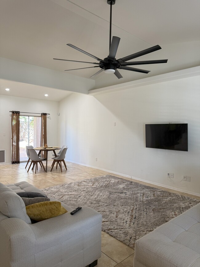 Building Photo - 7712 Bartlett Landing Court
