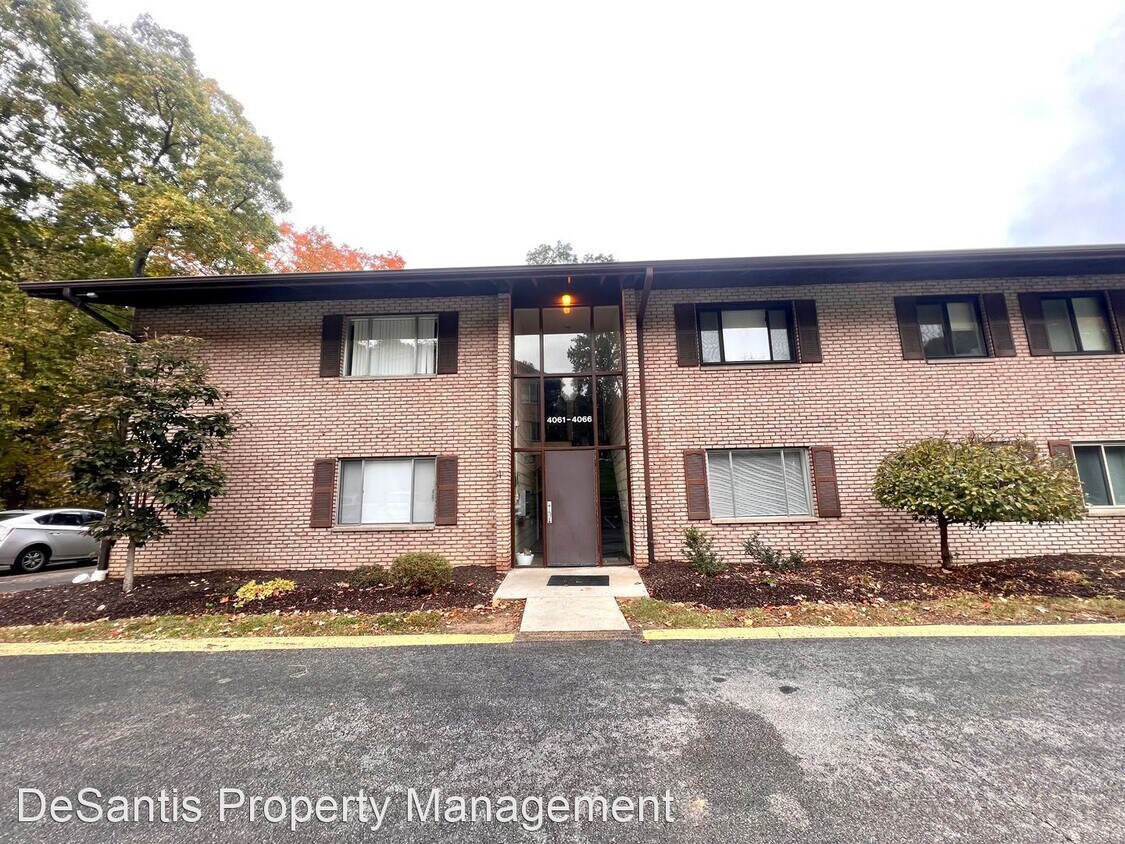 4063 Sanlin Dr, Coraopolis, PA 15108 House Rental in Coraopolis, PA