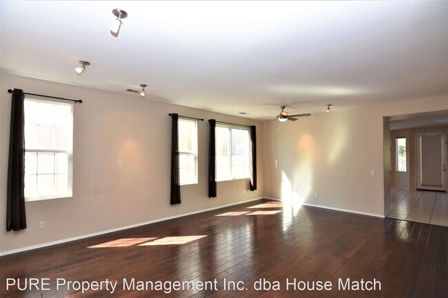 Building Photo - 4 br, 3 bath House - 39781 Payton Ct,
