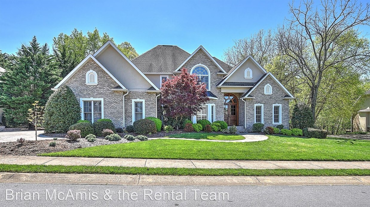 Primary Photo - 5 br, 4.5 bath House - 111 Lands End Court
