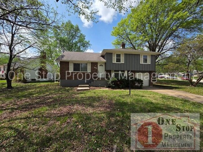 Foto del edificio - The Perfect 3 bedroom/2 bathroom home in Grandview, MO!