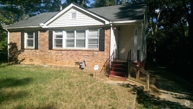Building Photo - 1830 Meadow Ln