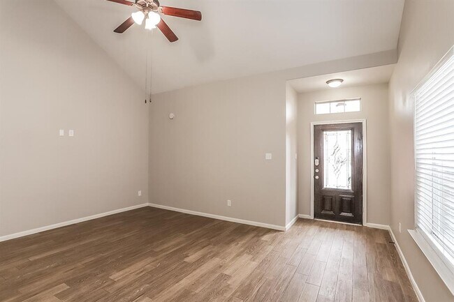 Foto del edificio - 10518 Southway Bend Ln