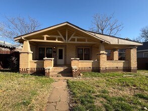 Building Photo - 513 NW Euclid Ave