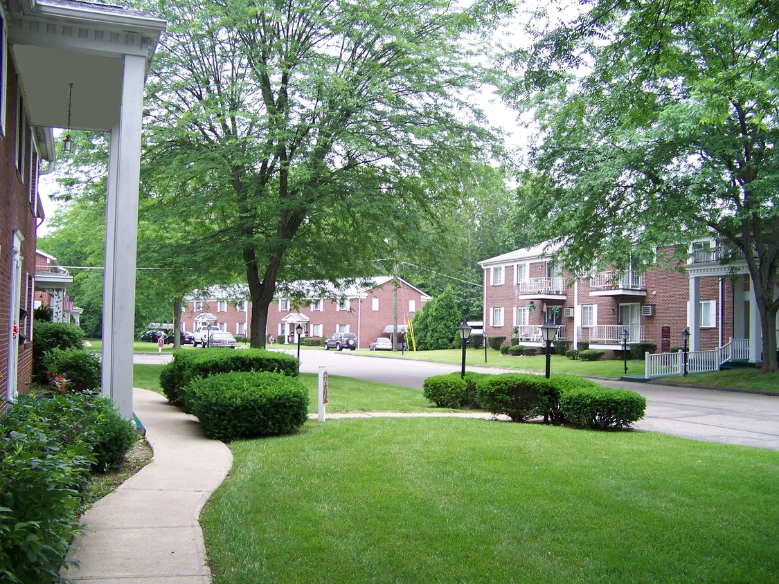 Foto principal - Washington Manor Apartments