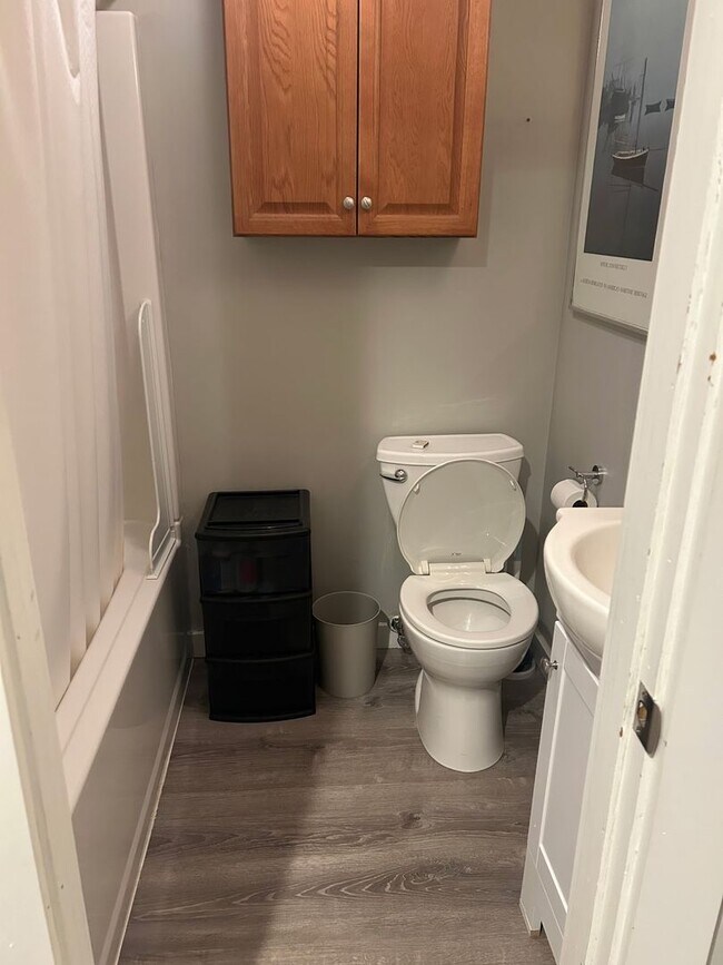 Foto del edificio - 3216 Jane St