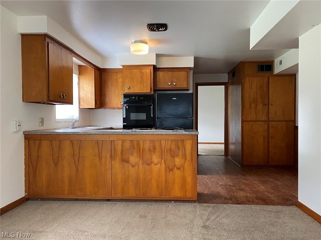 128 Jefferson St SE, Hartville, OH 44632 Apartment for Rent in