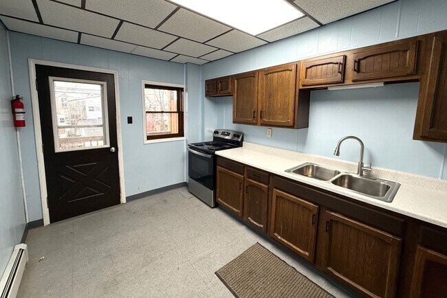 Foto del edificio - 314 E Dewart St