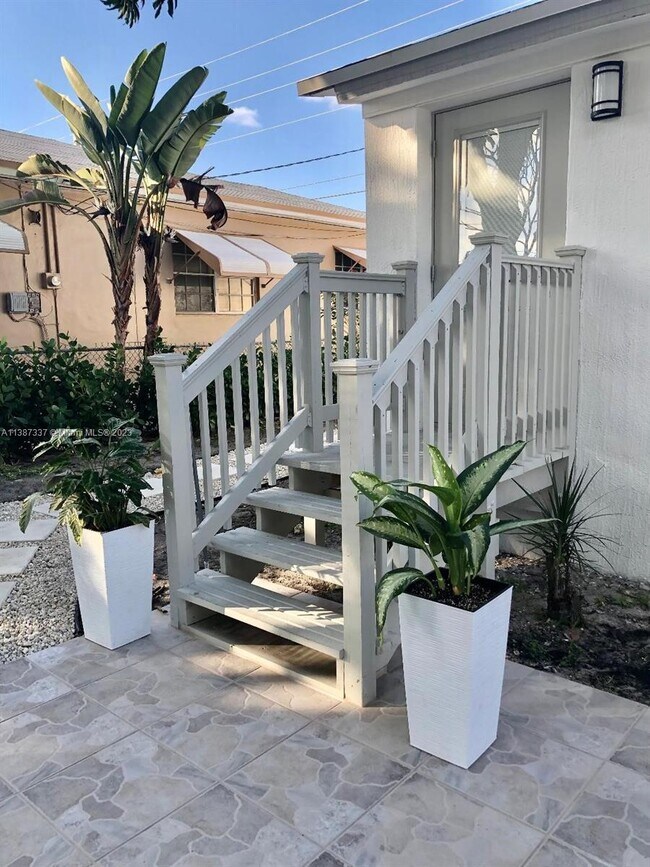 Building Photo - 1460 NW 51st Terrace