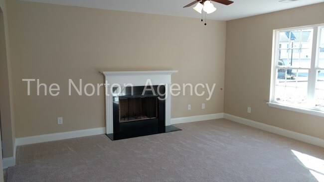 Building Photo - Brand New Construction!