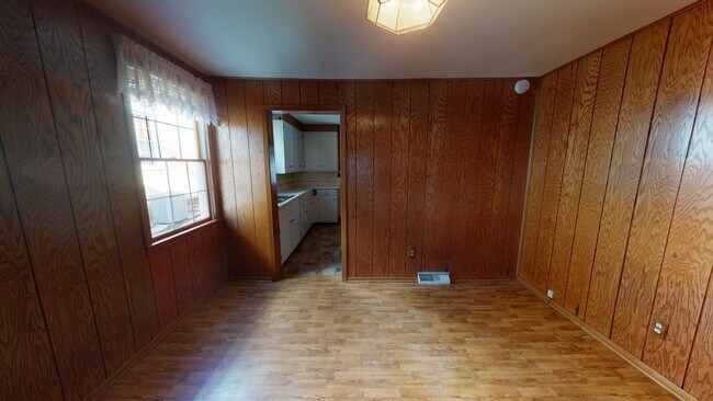 Building Photo - Lovely 3 bed 2 bath home in Greensburg, PA!