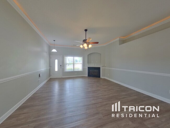 Foto del edificio - 580 Marchbanks Rd