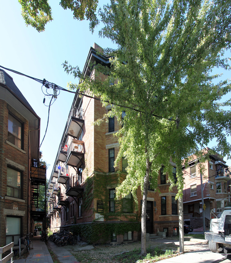 Photo du bâtiment - Epitome Apartments
