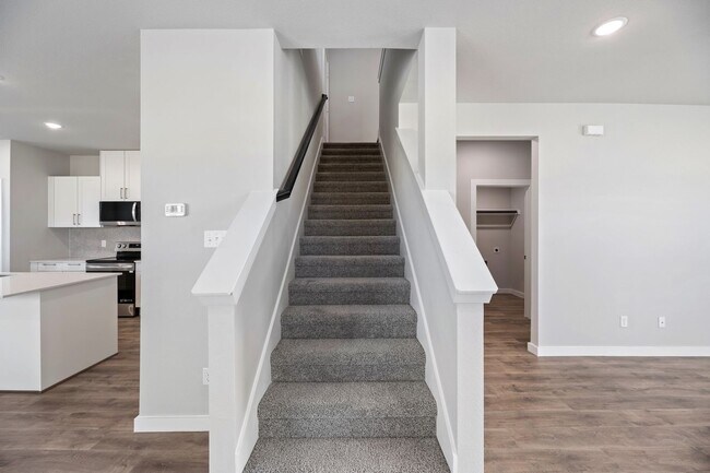 Foto del edificio - AVAILABLE NOW! CUL-DE-SAC TRIPLEX LOT LOCATED ON 1-ACRE IN MIDLOTHIAN, TX!