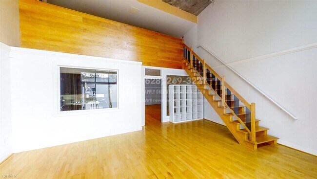 Building Photo - 1 br, 2 bath Condo - 311 Oak Street Unit 1...