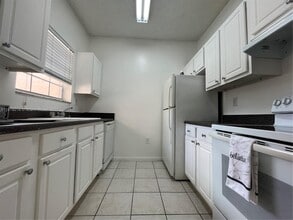 Building Photo - 2451 NW 96th Terrace