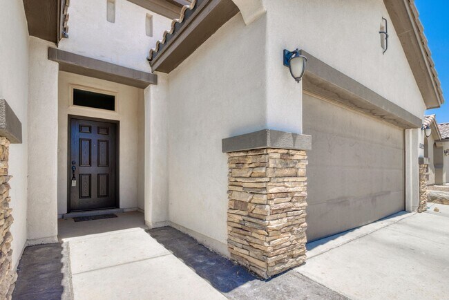 Building Photo - 13429 Plumpton Rd