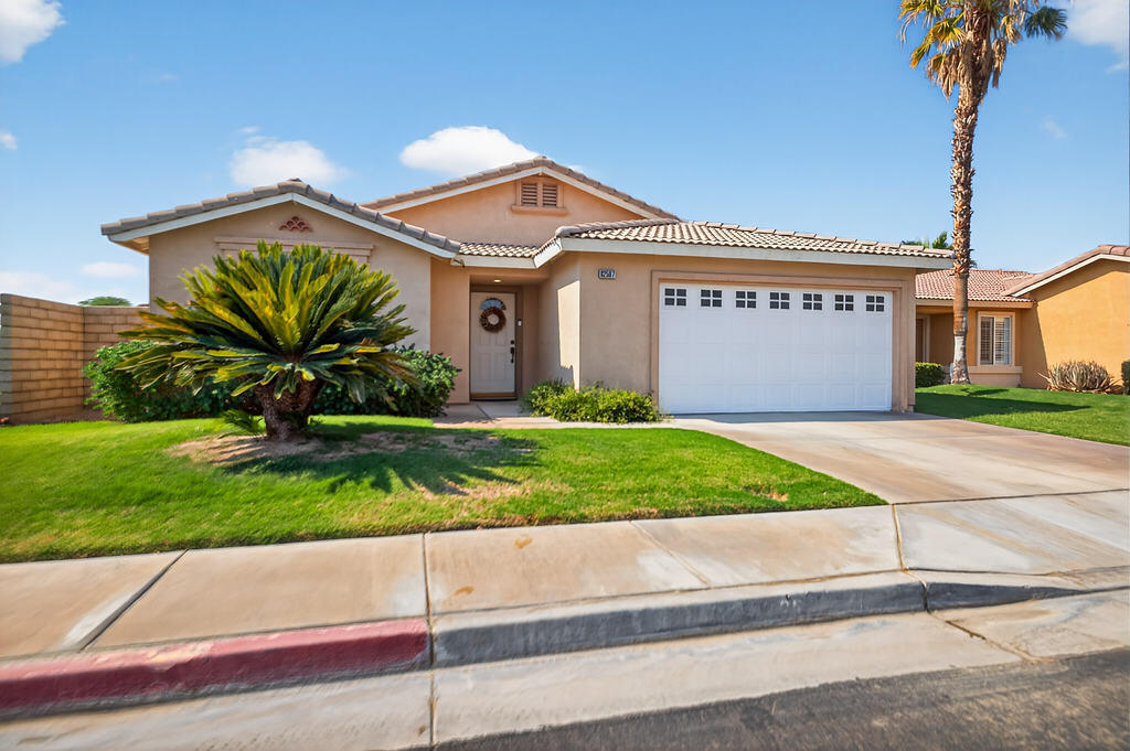Primary Photo - 82587 Delano Dr