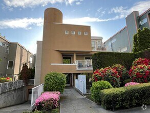 Building Photo - 2851 14th Ave W