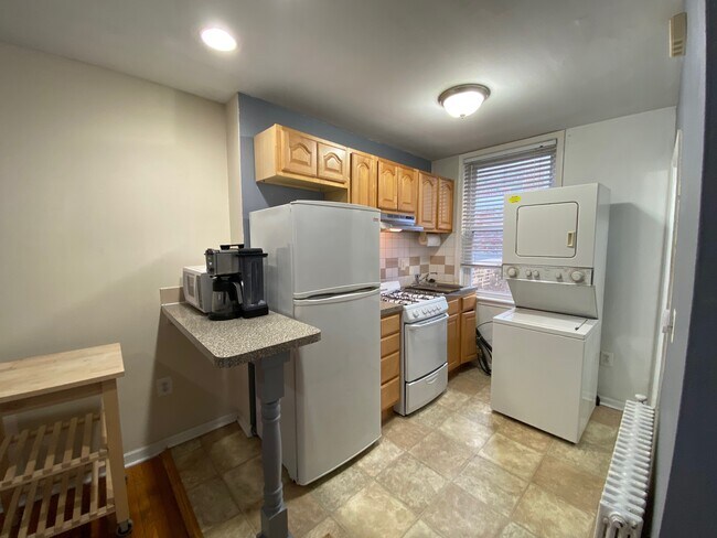 Foto del edificio - 302 S Juniper St
