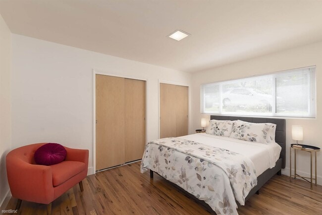 Building Photo - 3 br, 2 bath House - 3818 Window to the Woods