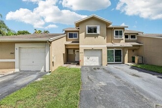 Building Photo - 5843 Woodlands Blvd