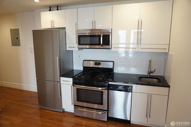 Building Photo - 23 East 109th Street