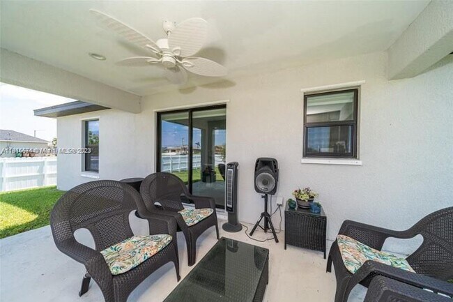 Foto del edificio - 1302 NE 2nd Pl