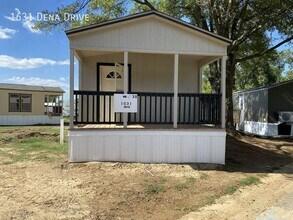 Building Photo - 1631 Dena Dr