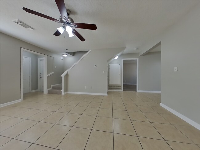 Building Photo - 3126 Kelling St