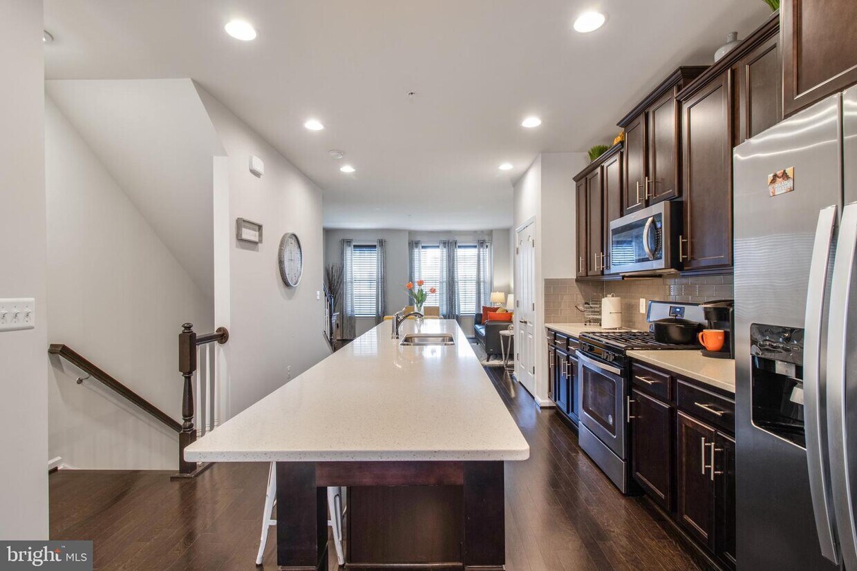 Foto principal - 9048 Fox Stream Way
